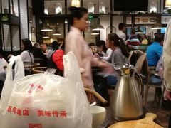 服务差劲的服务员-美味斋饭庄