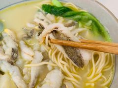 -明呈黄鱼面馆(斜土路店)