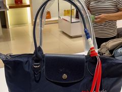 -Longchamp(佛罗伦萨小镇奥特莱斯店)