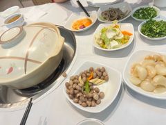 -天宜隆蘑菇宴火锅(石景山旗舰店)
