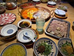 -洱火云南酸菜牛肉火锅(石景山当代商城店)