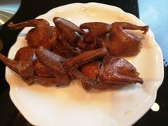 脆皮乳鸽-新南华大酒店(长寿店)
