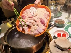 -润园四季椰子鸡火锅(卓越INTOWN店)