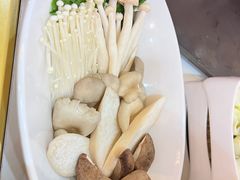 -潮汕酱记鲜牛肉火锅(欧尚店)
