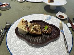国宴面包&nbsp;苏打饼干&nbsp;配&nbsp;蔓越梅黄油鹅肝酱-程府宴-国宴(南长街·四合院店)