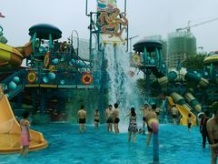 -欢乐水魔方水世界