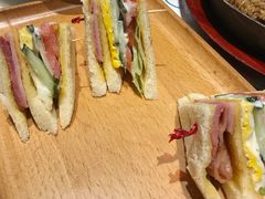 -绿茵阁(体育西分店)