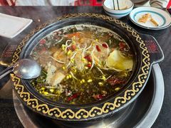 -符缸酸菜鸡(华阳店)