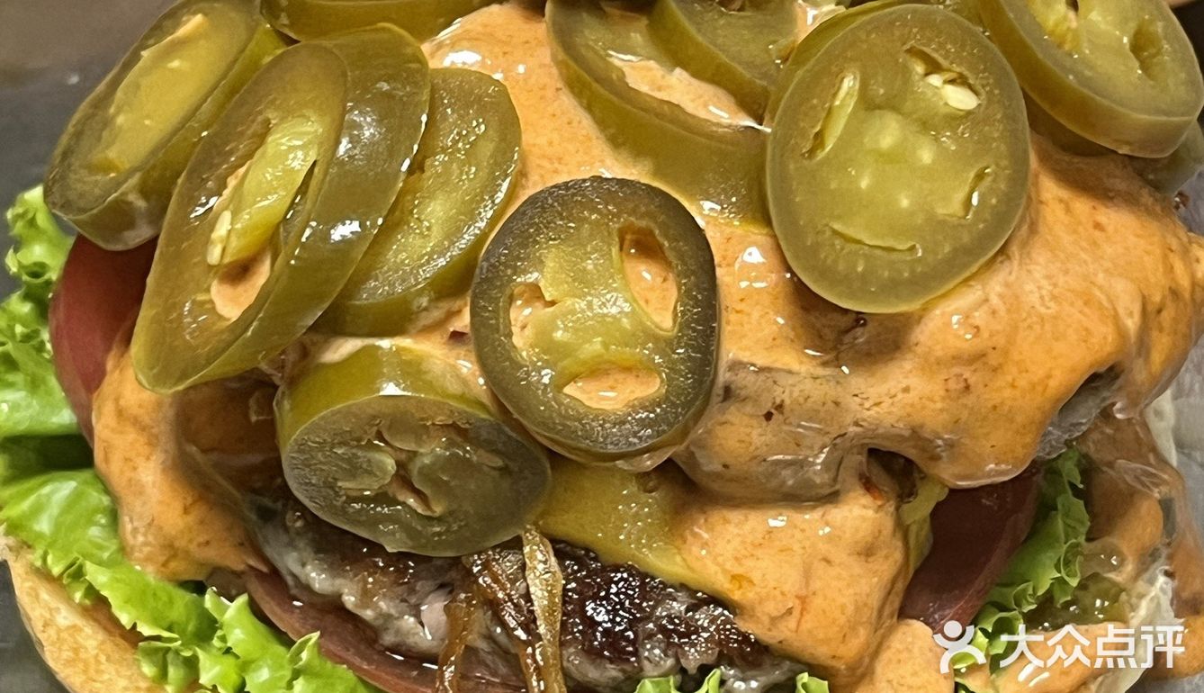 在青岛吃到可可爱爱的一家！！🍔🍔🧇🧇