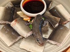 -草家酱蟹炭火烤肉店(珲春南路一店)