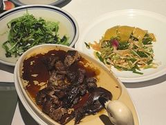 -八府香鸭·啫啫煲(华山路店)