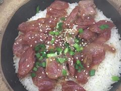 腊肠腊肉煲仔饭-红星光发煲仔饭(大石街店)