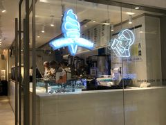门面-喜茶(佛山岭南站店)