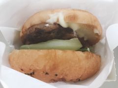 招牌秘制鸡腿堡-必胜客(安盛购物广场金州店)