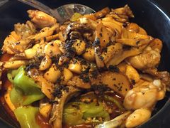 -云海肴·汽锅鸡·云南菜(天山百盛优客店)