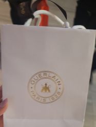 -法国娇兰精品店