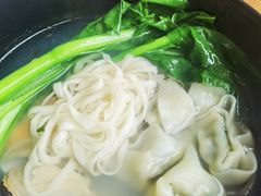 海鲜餛飩面-昆山琶拉帝诗酒店·河畔咖啡厅Riverside Cafe