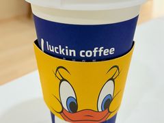 -瑞幸咖啡(外滩SOHO店)