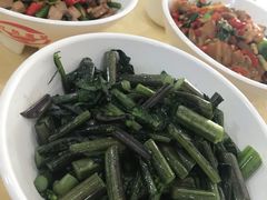 -红色湘菜馆(春风店)