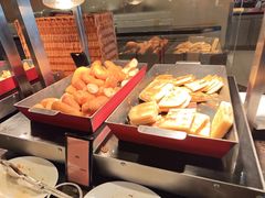 -亚龙湾希尔顿自助餐厅·海鲜·烧烤·沙滩BBQ·现场乐队