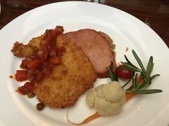 -成桂西餐厅·42年的味道(五大道疙瘩楼店)