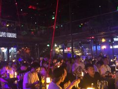 -808 LiveHouse