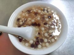 -芳婆糕团店(王府大街店)
