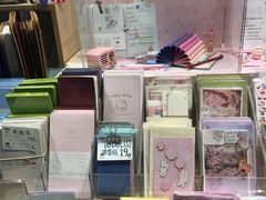 -猫的天空之城概念书店(苏州平江店)