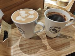 -房角石咖啡与书(吉大南校店)