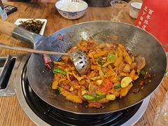 -富正毅三下锅·湘西韵味(天门山索道店)