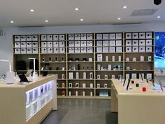 -华为授权体验店(万航渡路)