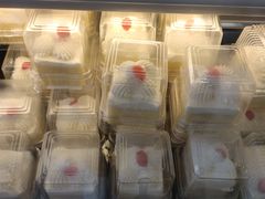 -红宝石·鲜奶小方·海派西点房(丰庄店)