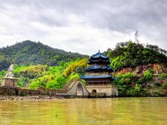 -严子陵钓台(富春江小三峡)