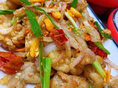 -虾弄弄海派小龙虾·牛羊蝎子火锅
