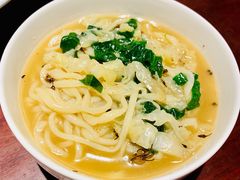 野葱花炝锅面-保定会馆(秀兰店)