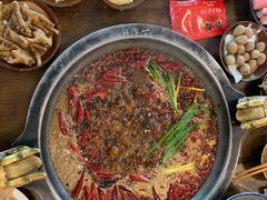 -黄潇洒老火锅(九眼桥宏济巷店)