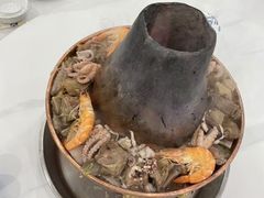 -鑫渔港海鲜本地菜·山海关浑锅(东戴河店)