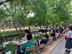 -春风习习