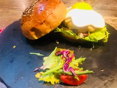 -HIGH FIVE哈福手工汉堡(桂林路店)