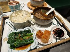 -静香HOUSE·全时段融合餐厅(七星欢乐颂店)