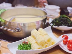响铃卷-湯系·煲汤手艺人(东二环泰禾广场店)