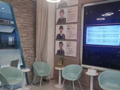 -维乐口腔(美维云门诊陆家嘴店)