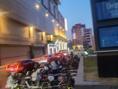 -澳门中心-办公楼地下停车场