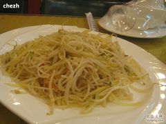 豆芽土豆丝-大地春饼店(黄河路店)