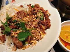 -大头虾越式风味餐厅(光明广场店)