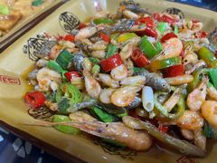 -临江餐馆二楼美食部落