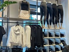 -lululemon(比斯特购物村店)