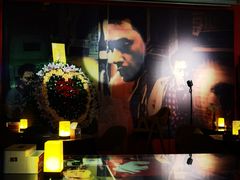 -为你钟情咖啡馆(春熙路太古里步行街店)