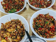 -笨罗卜浏阳菜馆(太平街店)