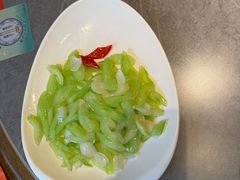 -吴越荣记苏州菜·松鼠桂鱼100%活鱼现做(斜塘老街店)